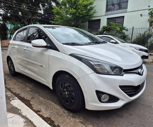 HYUNDAI HB20 1.6 COMFORT 16V FLEX 4P MANUAL